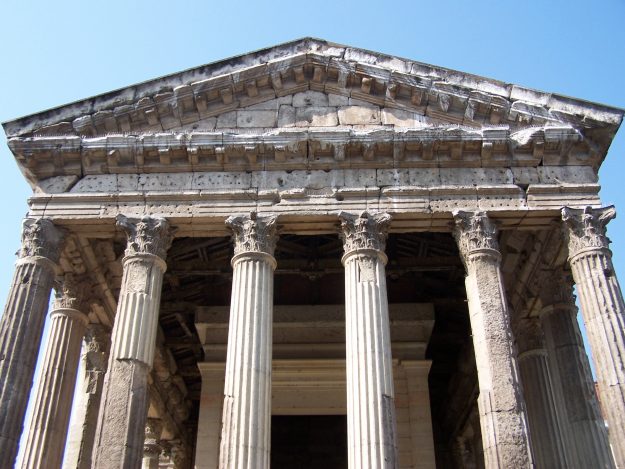 Temple d'Auguste et Livie, Vienne