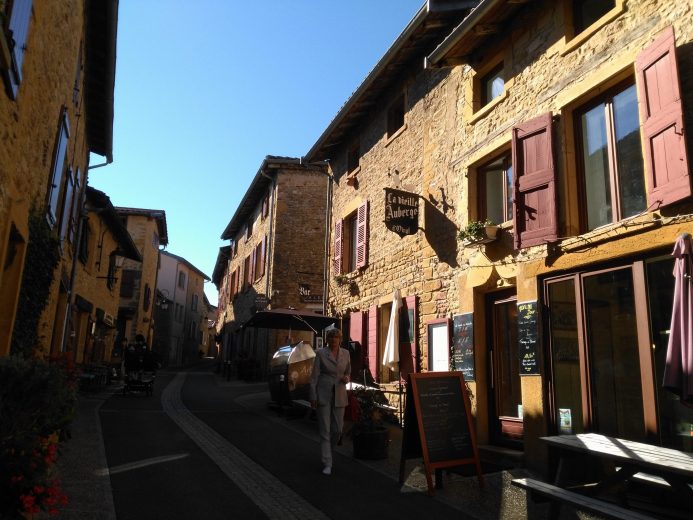 Les pierres dorées Beaujolais - Les visites guidées d'Emilie à Lyon